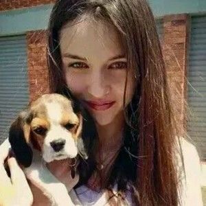 Meet your Posher, Tina